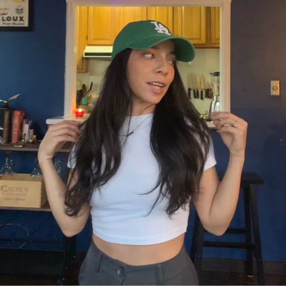 Meet your Posher, Leticia - Picture 1 of 1